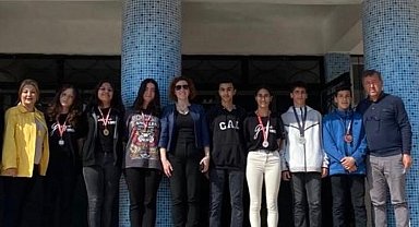 Karşıyaka Gazi Anadolu Lisesi, sporcu yetiştirmeye devam ediyor