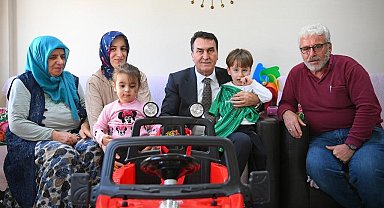 Küçük Muhammed Osman'ın yüzünü Dündar güldürdü