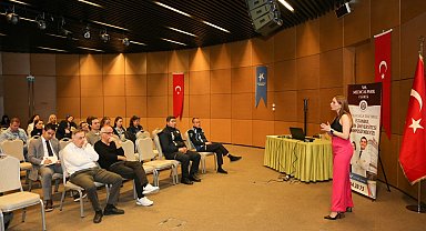 Küçükçekmece'de afetlerin oluşturduğu ruhsal travma ve ilişkili hastalıklar semineri verildi