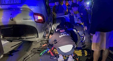 Maltepe'de kontrolden çıkan otomobil 3 araca çarpıp böyle takla attı: 1 yaralı