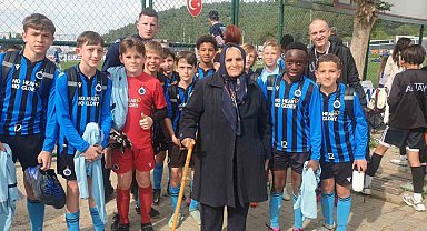 Milorad Mitroviç'den depremzede Zeynep Çelebi'ye destek