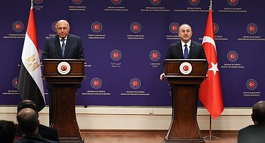 Mısır ile temsilcilik düzeyi büyükelçi seviyesine yükseltilecek