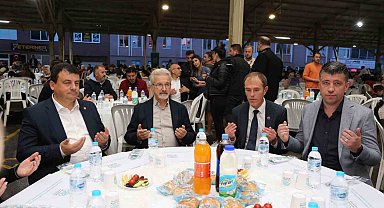 Nilüfer'de yüzlerce kişi aynı sofrayı paylaşıyor