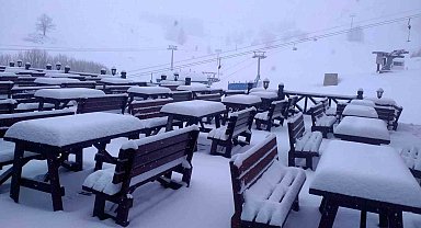 Nisan ayının ortasında Uludağ'a kar yağdı