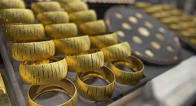 Ons altın son 1 yılın en yüksek seviyesinde