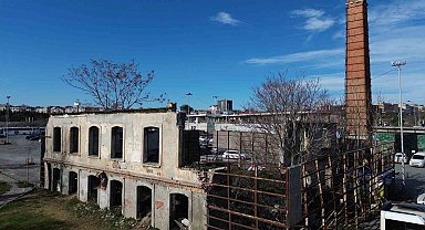 Osmanlı döneminden kalan 135 yıllık fabrika harabeye döndü