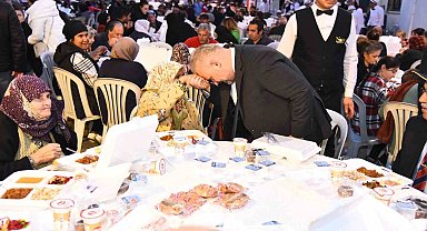 Pehlivan'dan Koyundere'ye pazaryeri, taziye evi ve yol müjdesi