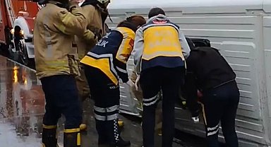 Pendik'te kaygan zemin kazaya neden oldu