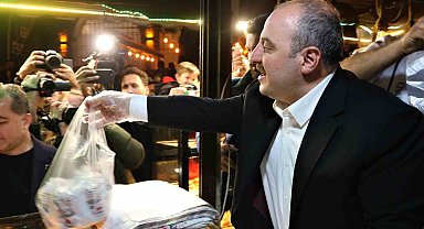 Sanayi Ve Teknoloji Bakanı Mustafa Varank Sahurda Gençlerle Buluştu
