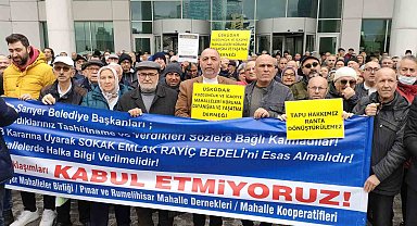 Sarıyer Belediyesi önünde "tapu" eylemi