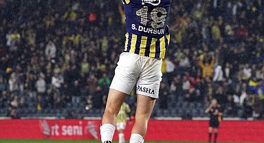 Serdar Dursun, bu sezon 4. kez fileleri havalandırdı