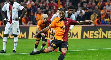 Sergio Oliveira 3. golünü kaydetti