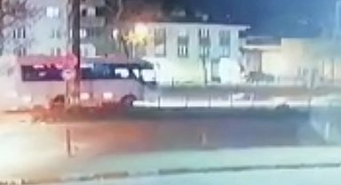  Seyir Halindeki İki Motosikletin Çarpıştığı Feci Kaza Kamerada: 1 Ölü