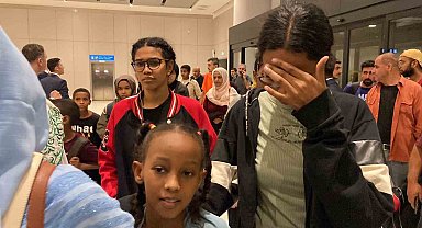 Sudan'dan Tahliye Edilen Türk Vatandaşları  İstanbul'a Getirildi