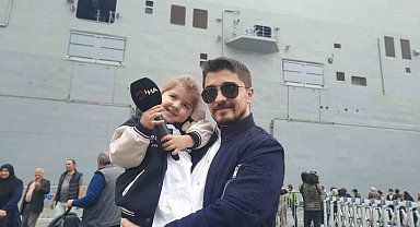 TCG Anadolu'ya 7'den 70'e ziyaretçi akını sürüyor