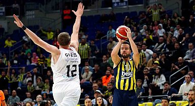 Türkiye Sigorta Basketbol Süper Ligi: Fenerbahçe: 79 - Merkezefendi Belediyesi: 72