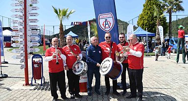 U12 İzmir Cup'ta heyecan devam ediyor