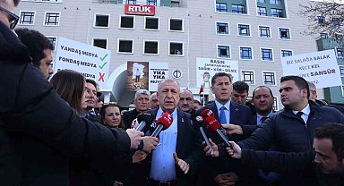 Ümit Özdağ: "Televizyonlarda olmayabiliriz ama meydanlarda olmaya devam edeceğiz"