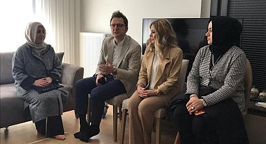 Ünlü kalp cerrahı Yerebakan kadın seçmenlerle buluştu