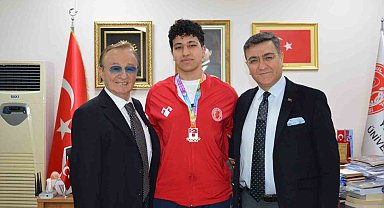 Yasin Doğukan Benzer, üniversitelerarası Türkiye şampiyonu oldu