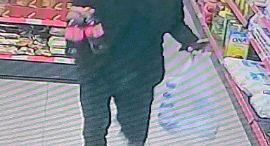 Yerde cüzdan buldu, sahibine vermek yerine vicdansızca harcadı