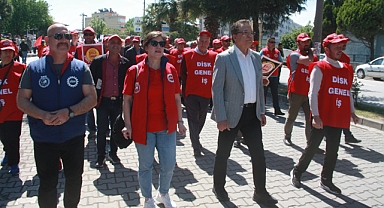 1 Mayıs Edremit'te kutlandı