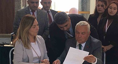 28. Dönem için kaydını ilk yaptıran MHP Adana milletvekili Ayşe Sibel Ersoy oldu