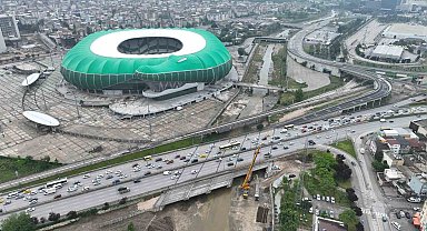 Acemler'e bir köprü daha