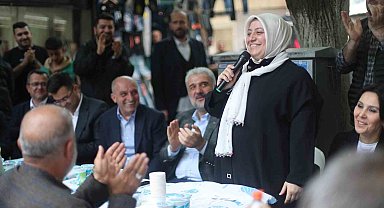 AK Parti İstanbul İl Başkanı Kabaktepe, Kapalıçarşı esnafı ile bir araya geldi