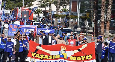 Aliağa'da 1 Mayıs Emek Ve Dayanışma Günü Coşkusu