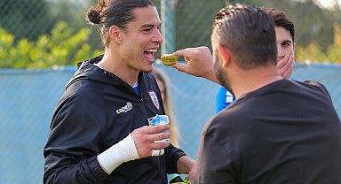 Altınordu, moral depoluyor