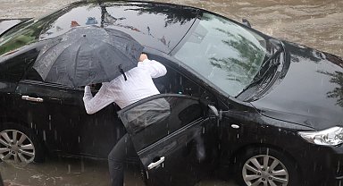 Ankara'nın batı ilçelerinde sağanak yağış etkili oluyor