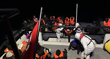 Ayvacık açıklarında 50 kaçak göçmen yakalandı