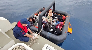 Ayvalık Açıklarında 23 Düzensiz Göçmen Kurtarıldı