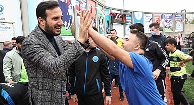 Bağcılar'da Çocuk Maratonu'nda minikler doyasıya eğlendi