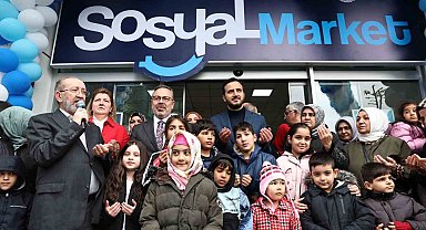 Bağcılar'da ihtiyaç sahipleri için 'Sosyal Market' açıldı