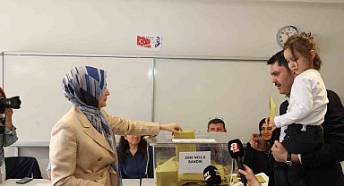 Bakan Kurum oyunu İstanbul'da kullandı