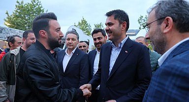 Bakan Kurum: "İlk defa oy kullanacak kardeşlerimle birlikte bu zaferi mühürleyeceğiz"