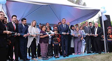 Bakan Özer'den İzmir'e müjdeler