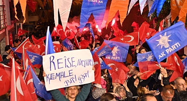 Bandırma'da Ak partiye sevgi seli