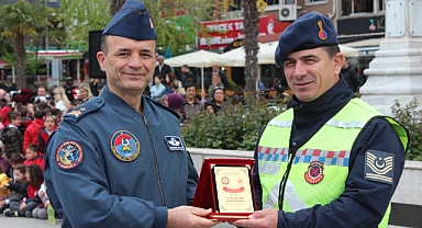 Bandırma'da Trafik Haftası Kutlandı   