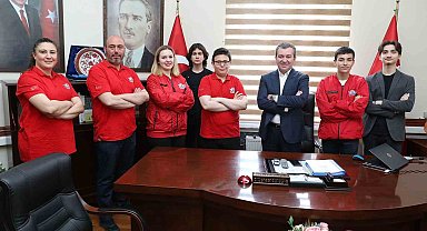 Bergamalı öğrenciler TEKNOFEST'e damga vurdu