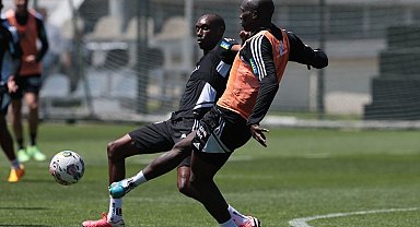 Beşiktaş, Antalyaspor maçı hazırlıklarını sürdürdü