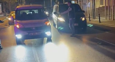 Beşiktaş'ta derbi sonrası akıl almaz olay kamerada: Forma ve atkı kontrolü yaptılar