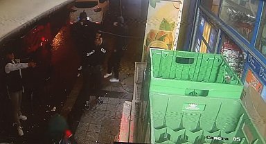 Beyoğlu'nda büfeye silahlı saldırı güvenlik kamerasında