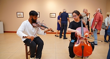 Bu Serginin Geliri Eğitime Gidecek   