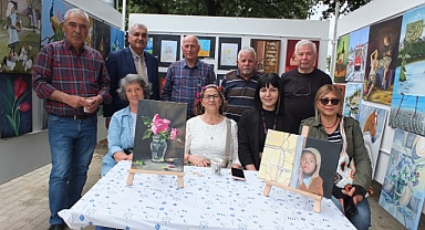 Burhaniye’de Kursiyerlerin Resimleri Ören’de Sergilendi   