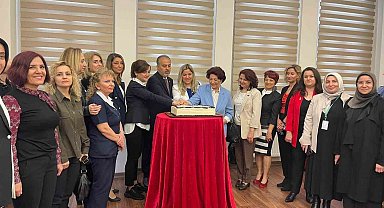 Bursa Büyükşehir'den hemşirelere karanfilli kutlama