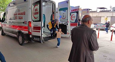 Bursa iki otomobil çarpıştı: 5 yaralı