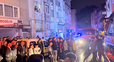 Bursa'da 5 katlı apartman alev alev yandı